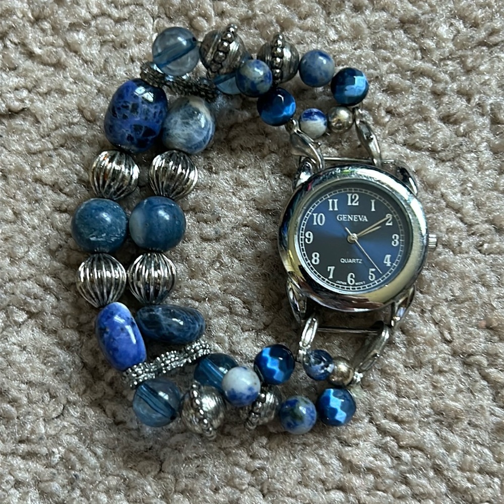 Geneva women’s blue/ silver‎ beaded bracelet watch one size